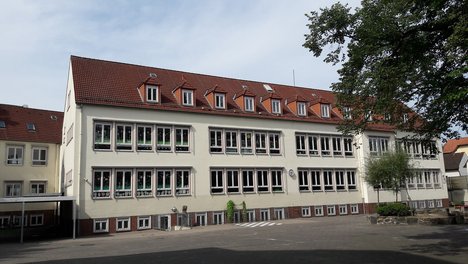 Schulgebäude